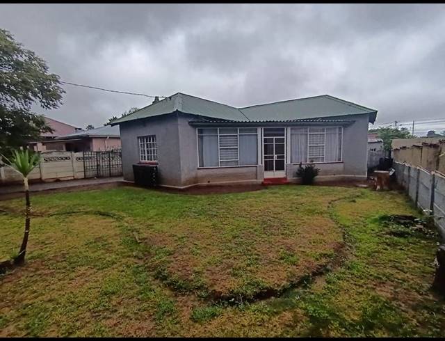 2 BEDROOM HOUSE FOR SALE IN FLORIDA